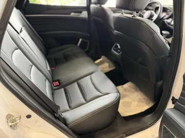 Купить Dongfeng DFSK iX5 Белый 1.5 CVT (137 л.с.) от 2000000 ₽. в Краснодаре