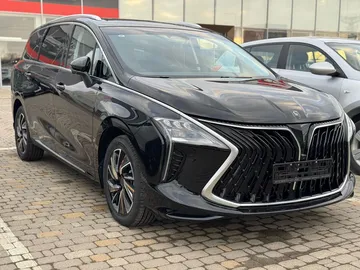 Купить Forthing M4 Yacht Чёрный 1.5T DCT (197 л.с.) от 2600000 ₽. в Краснодаре