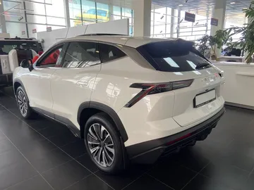 Купить Jetour Dashing Белый 1.5 DCT (147 л.с.) от 2189900 ₽. в Краснодаре