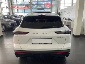 Купить Jetour Dashing Белый 1.5 DCT (147 л.с.) от 2189900 ₽. в Краснодаре