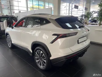 Купить Jetour Dashing Белый 1.5 DCT (147 л.с.) от 2489900 ₽. в Краснодаре