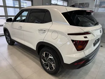 Купить Solaris HC Белый 1.6 4WD MT (121 л.с.) от 2598000 ₽. в Краснодаре