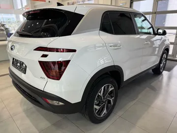 Купить Solaris HC Белый 1.6 4WD MT (121 л.с.) от 2598000 ₽. в Краснодаре