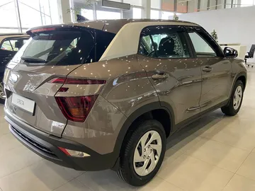 Купить Solaris HC Коричневый 1.6 MT (123 л.с.) от 2285574 ₽. в Краснодаре