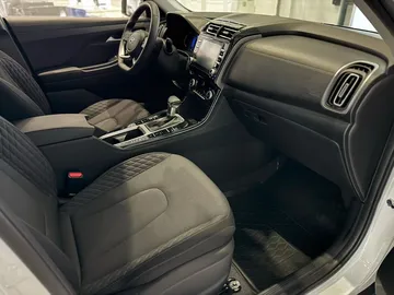 Купить Solaris HC Белый 2.0 4WD AT (150 л.с.) от 3260574 ₽. в Краснодаре