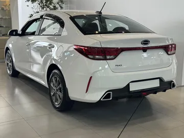 Купить Solaris KRS Белый 1.6 AT (123 л.с.) от 2425000 ₽. в Краснодаре