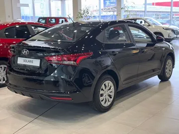 Купить Solaris KRS Чёрный 1.6 AT (123 л.с.) от 2564000 ₽. в Краснодаре