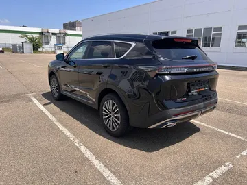 Купить Soueast S07 Чёрный 1.6T 4WD AT (186 л.с.) от 3249000 ₽. в Краснодаре