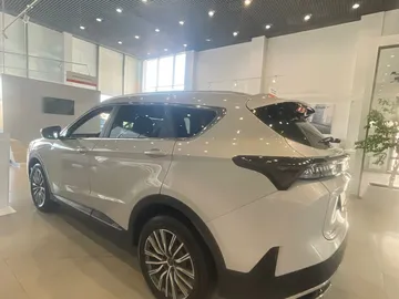 Купить Soueast S07 Белый 1.6T 4WD AT (186 л.с.) от 3049000 ₽. в Краснодаре